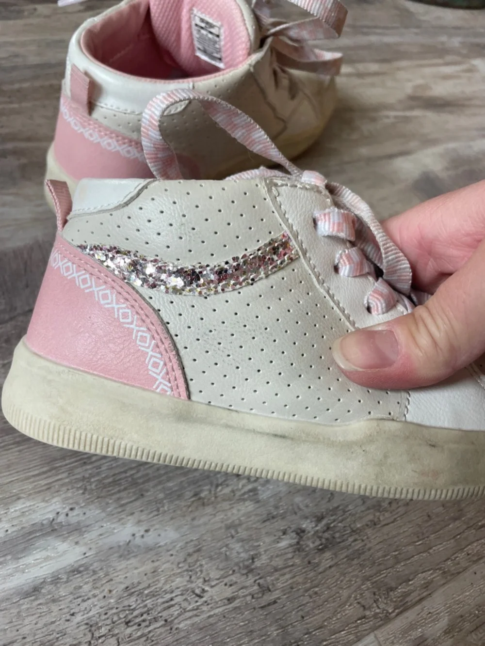 Osh kosh sneakers with glitter